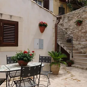 Bed & Breakfast Scicli 3* Scicli
